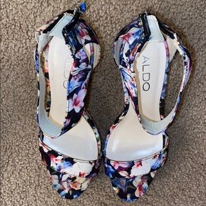 ALDO PUMPS